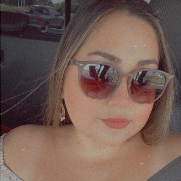 kaylaherevia
